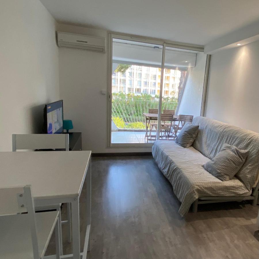 Superbe Appartement Climatise A 3 Min De La Mer La Grande Motte Luaran gambar